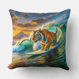 Bengalisch auf einem Surfboard-Design von Rich AMe Kissen