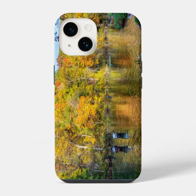 Bennett Spring Herbstfischen iPhone 14 Hülle (Rückseite)