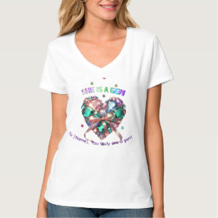 Benutzerdefiniert Sie ist ein Juwel Herz Edelstein T-Shirt