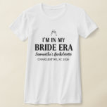 Benutzerdefinierte Eleganz Minimalistischer Jungge T-Shirt<br><div class="desc">Feiere deine elegante minimalistische Bride Era mit diesem personalisierten Bachelorette-T-Shirt, perfekt für personalisierte Brautparty-Shirts, Ziel-Bachelorette-Reisen und Wochenendausflüge mit den Mädchen. Dieses Braut-Shirt enthält [Name der Braut]s Bachelorette, ein anpassbares Reiseziel und Jahr sowie ein sauberes, stilvolles Design. Ideal für passende Brautjungfern-Outfits, Bachelorette-Fotos für Instagram und Kleidung für das Hochheitswochenende. Perfekt für...</div>