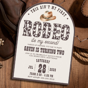 Benutzerdefinierte erste Rodeo-Bogen-Jungen 2. Geb Einladung