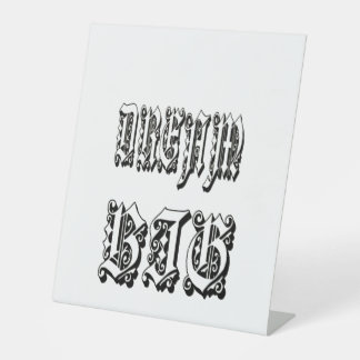 benutzerdefinierte gotische Blackletter-Typografie Sockelschild