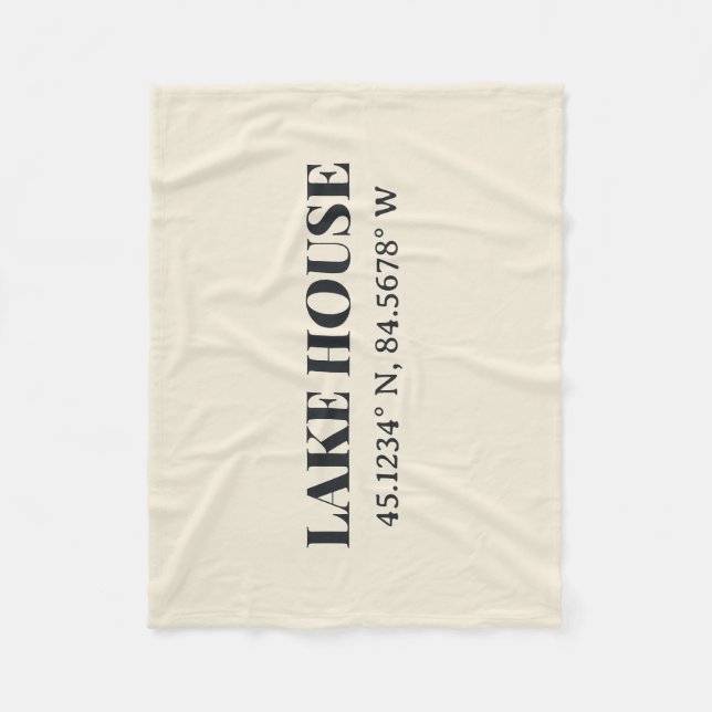 Benutzerdefinierte Lake House-Koordinaten Fleecedecke (Vorderseite)
