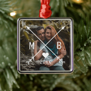 Benutzerdefinierte Mit Monogramm Liebe Herzpfeile Ornament Aus Metall