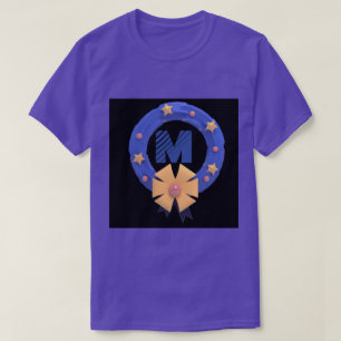 Benutzerdefinierte Monogram M Symbolinitialen Lila T-Shirt