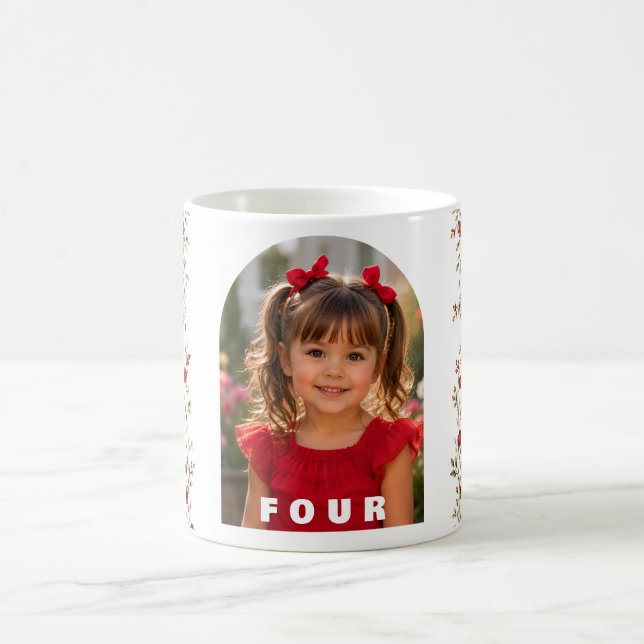 Benutzerdefinierter Becher Mädchen Alter 4 Kaffeetasse (Mittel)