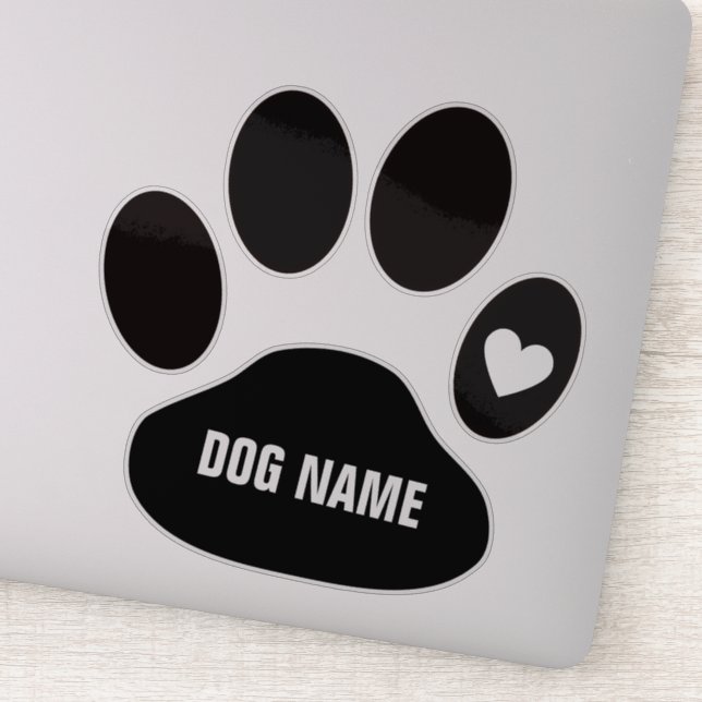 Benutzerdefinierter Dogenname auf Paw Aufkleber (Detail)