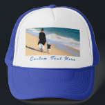 Benutzerdefinierter Foto-Text-Trucker Hat Ihre Lie Truckerkappe<br><div class="desc">Benutzerdefinierte Schriftart und Farbe - Hat mit Ihrem Foto und Text - Ihr eigenes Design - Special - Personalisierte Familie / Freunde oder Personal Trucker Hats Geschenk - Fügen Sie Ihren Text und Foto - Größe ändern und verschieben oder entfernen und hinzufügen Elemente / Bild mit Anpassungs-Tool. Wählen Sie Schriftart...</div>