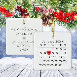 Benutzerdefinierter Hochzeitsdatum-Kalender-Weihna Keramikornament