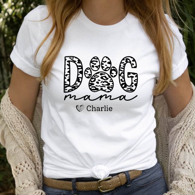 Benutzerdefinierter Hundname Mama Personalisierter T-Shirt (Von Creator hochgeladen)