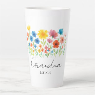 Benutzerdefinierter Osten. Jahr - Oma-Wildblume - Milchtasse