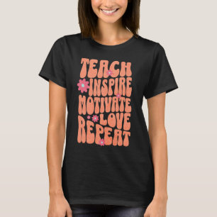 Benutzerdefinierter Retro-to-School-Lehrer-Name In T-Shirt
