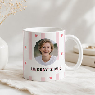 Benutzerdefinierter rosa Streifen Herz Foto Name B Kaffeetasse
