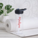 Benutzerdefinierter roter Skriptname Trinkflasche<br><div class="desc">Klarere Wasserflasche mit Vorname in einem fett roten Skript mit Nachname in moderner Schrift. Die einfache,  personalisierte Wasserflasche kann auch zur Anzeige Ihres Unternehmens- oder Firmennamens verwendet werden.</div>