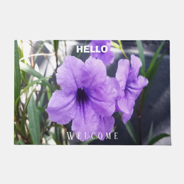 Benutzerdefinierter Text für niedliche Lila Blume Fußmatte (Vorderseite)