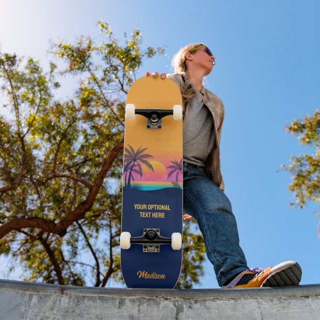 Benutzerdefinierter Text Tropeninsel Sonnenset Skateboard (Außenbereich 1)