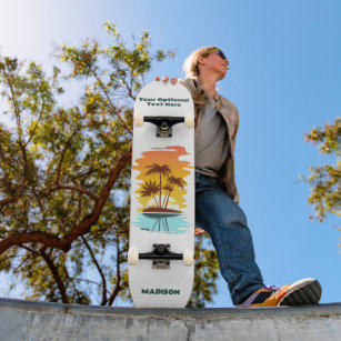 Benutzerdefinierter Text Tropeninsel Sonnenset Skateboard