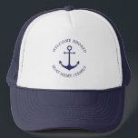 Benutzerdefinierter Willkommensanker an Bord blau Truckerkappe<br><div class="desc">Custom Boat Name oder Familienname, Willkommen an Bord, nautisch marineblau Anker weiß Trucker Hat Anpassung Text nautischen Segeltext, Kapitän Name, Bootsname, Familienname etc großartig für Segler, Boote, Segeln und Boot Happy Segeln!</div>