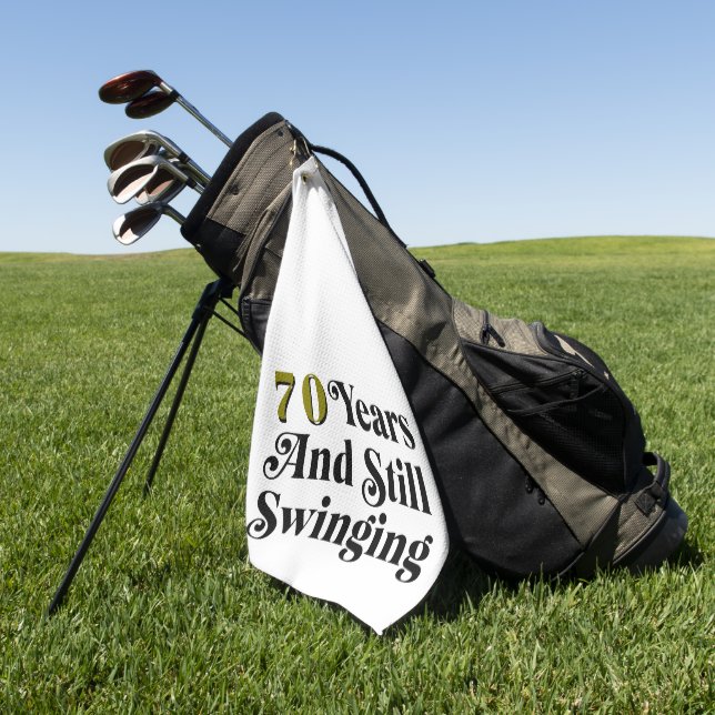 Benutzerdefiniertes Alter und immer noch Schwingen Golfhandtuch (Gras)