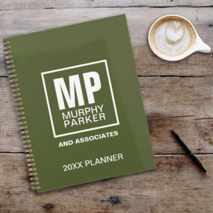 Benutzerdefiniertes einfaches Olive Green Monogram Planer