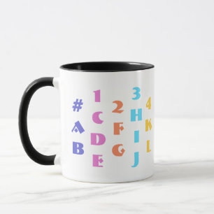Benutzerdefiniertes farbenfrohes Alphabet und Zahl Tasse