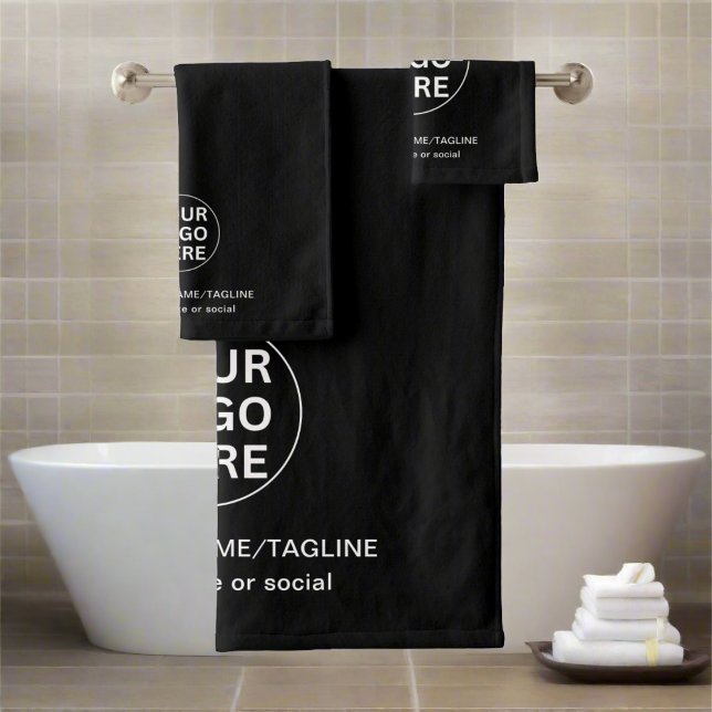 Benutzerdefiniertes Firmenlogo & Text l Schwarzwei Badhandtuch Set (Von Creator hochgeladen)