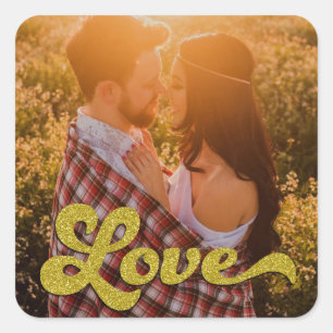 Benutzerdefiniertes Foto mit goldenem Love-Overlay Quadratischer Aufkleber