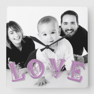 Benutzerdefiniertes Foto mit LIEBE Typografie-Over Quadratische Wanduhr