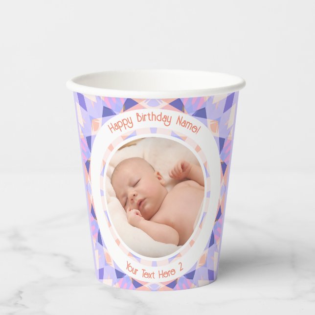 Benutzerdefiniertes Foto Name Alter Rosa Lila Gebu Pappbecher (Vorderseite)