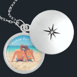 Benutzerdefiniertes Foto Textklammer Ihre Liebe Fo Medaillon<br><div class="desc">Benutzerdefinierte Foto- und Textnekklace - Ihr eigenes Design - Special - Personalisierte Familie / Freunde oder Persönliche Netzwerksketten Geschenk - Fügen Sie Ihren Text und Foto - Größe ändern und verschieben oder entfernen und hinzufügen / Bild mit Anpassungs-Tool. Wählen Sie / fügen Sie Ihren bevorzugten Schriftart / Textfarbe / Größe!...</div>