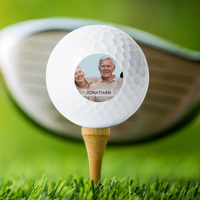 Benutzerdefiniertes Foto und Name oder Monogramm P Golfball (Von Creator hochgeladen)