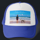 Benutzerdefiniertes Foto und Text - Eigenes Design Truckerkappe<br><div class="desc">Benutzerdefiniertes Foto und Text - Ihr eigenes Design - Ihre Haustiere - Personalisierte Familie / Freunde oder Persönliches Geschenk - Fügen Sie Ihr Foto und Text hinzu - Vergrössern und verschieben oder entfernen und fügen Sie Elemente / Text mit Anpassungs-Tool! Wählen Sie / fügen Sie Ihre Lieblings-Schriftart / Textfarbe! Sie...</div>