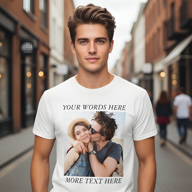 Benutzerdefiniertes Foto und Text T-Shirt (Von Creator hochgeladen)