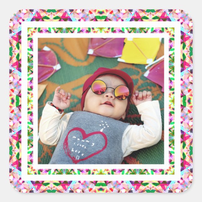 Benutzerdefiniertes Foto Vibrant Pink Happy Green  Quadratischer Aufkleber (Vorderseite)