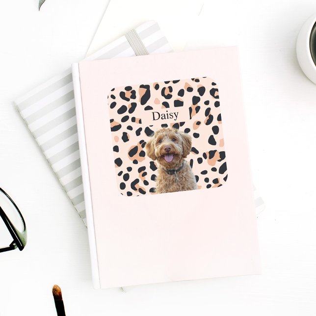 Benutzerdefiniertes Leopard Print Hund-Foto mit Na Quadratischer Aufkleber (Von Creator hochgeladen)