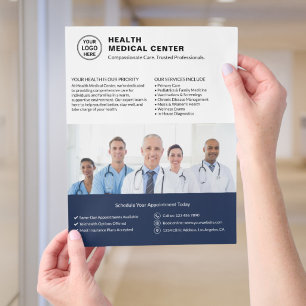 Benutzerdefiniertes Logo Foto QR Gesundheitsklinik Flyer