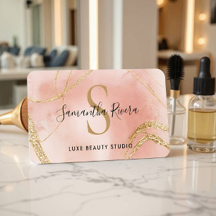 Benutzerdefiniertes Monogramm-Label in Rosa und Go
