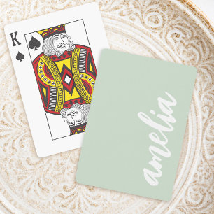 Benutzerdefiniertes Namensskript hell-sagegrün und Spielkarten