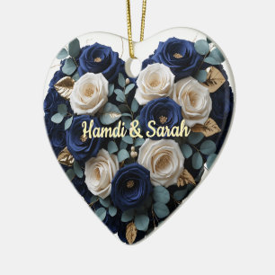 Benutzerdefiniertes Navy-Gold-Blumenmonogramm-Herz Keramik Ornament