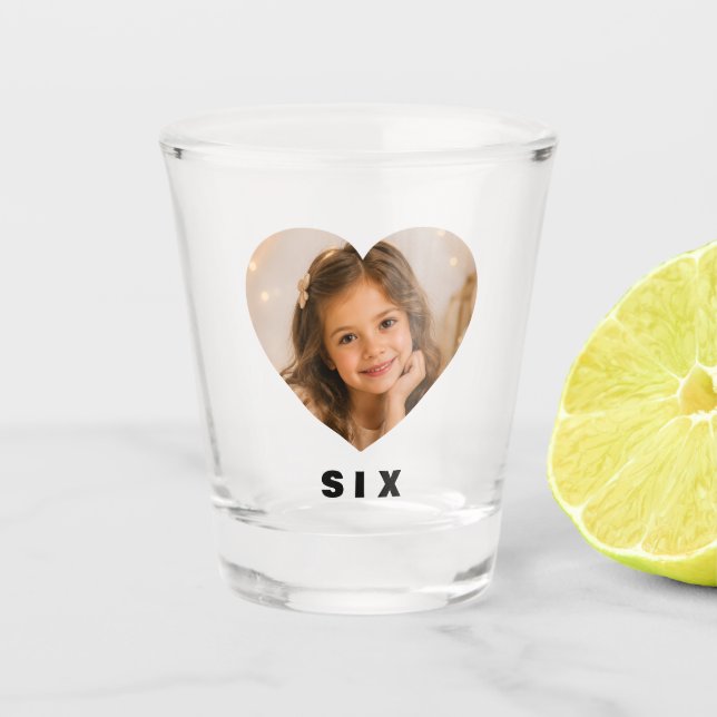 Benutzerdefiniertes Schnapsglas Mädchen Alter 6 (Vorderseite)