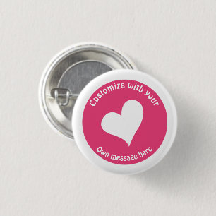 Benutzerdefiniertes weißes Herz auf Rosa Button