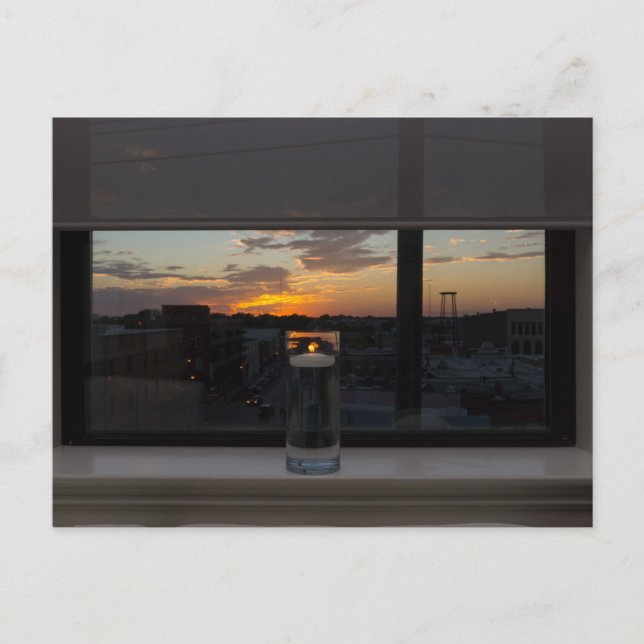 Beobachten der Postkarte des Sonnenuntergangs (Vorderseite)