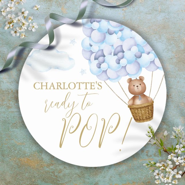 Bereit zum Pop Bear Cub Blue Baby Dusche warten Runder Aufkleber (Ready To Pop Bearly Wait Bear Cub Blue Baby Shower Classic Round Sticker)
