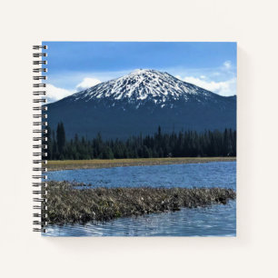 Berg Bachelor am Hosmer Lake, OR Notizbuch