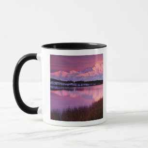 Berg Denali bei Sonnenuntergang vom Reflection Pon Tasse