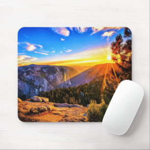 Berg mit Sonnenaufgang Foto Mousepad