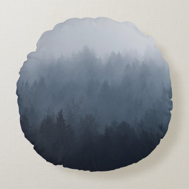 BERG MIT WALD IM FUSTER RUNDES KISSEN (Vorderseite)