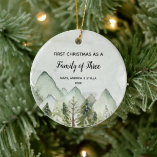 Berg Pine Tree Weihnachten als Familie von drei Keramik Ornament