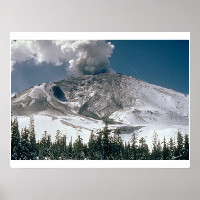Berg St. Helens - Vor der Eruption Poster (Vorne)