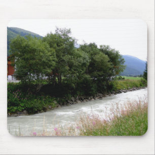Bergbach in Oberwald Mousepad